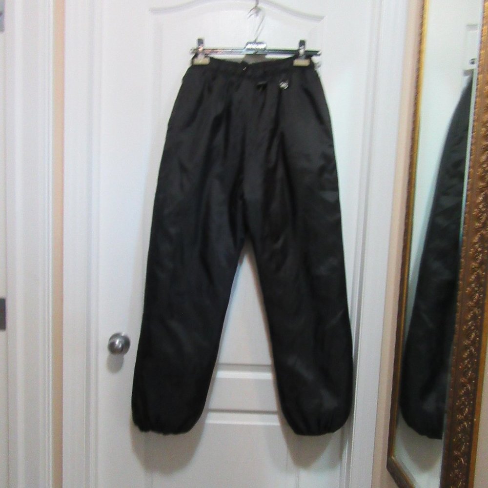 Ladies Polar  Wear SKI PANTS size Medium